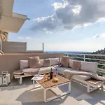 דירה Rooftop Le Plaza - 10mn From Cannes - Happy מאנדליה-לה-נאפול
