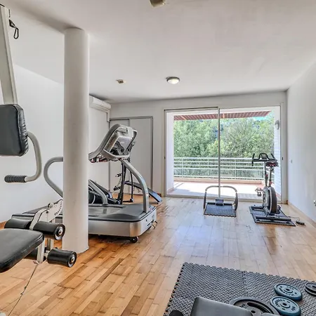 Daire Rooftop Le Plaza - 10mn From Cannes - Happy Mandelieu