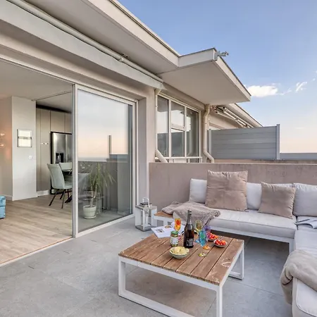 דירה Rooftop Le Plaza - 10mn From Cannes - Happy