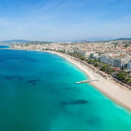 Daire Rooftop Le Plaza - 10mn From Cannes - Happy *
