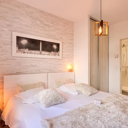 דירה Rooftop Le Plaza - 10mn From Cannes - Happy *
