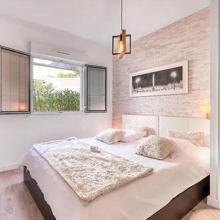 Daire Rooftop Le Plaza - 10mn From Cannes - Happy